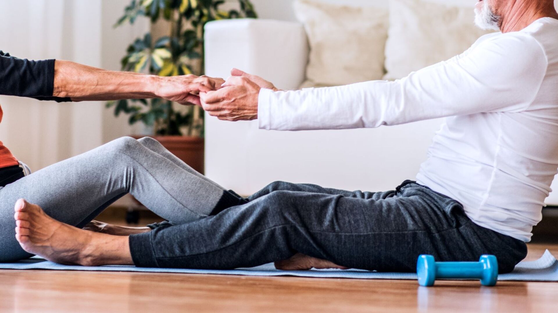 Hip Strength for Older Adults: What a Physical Therapist Wants You to Know